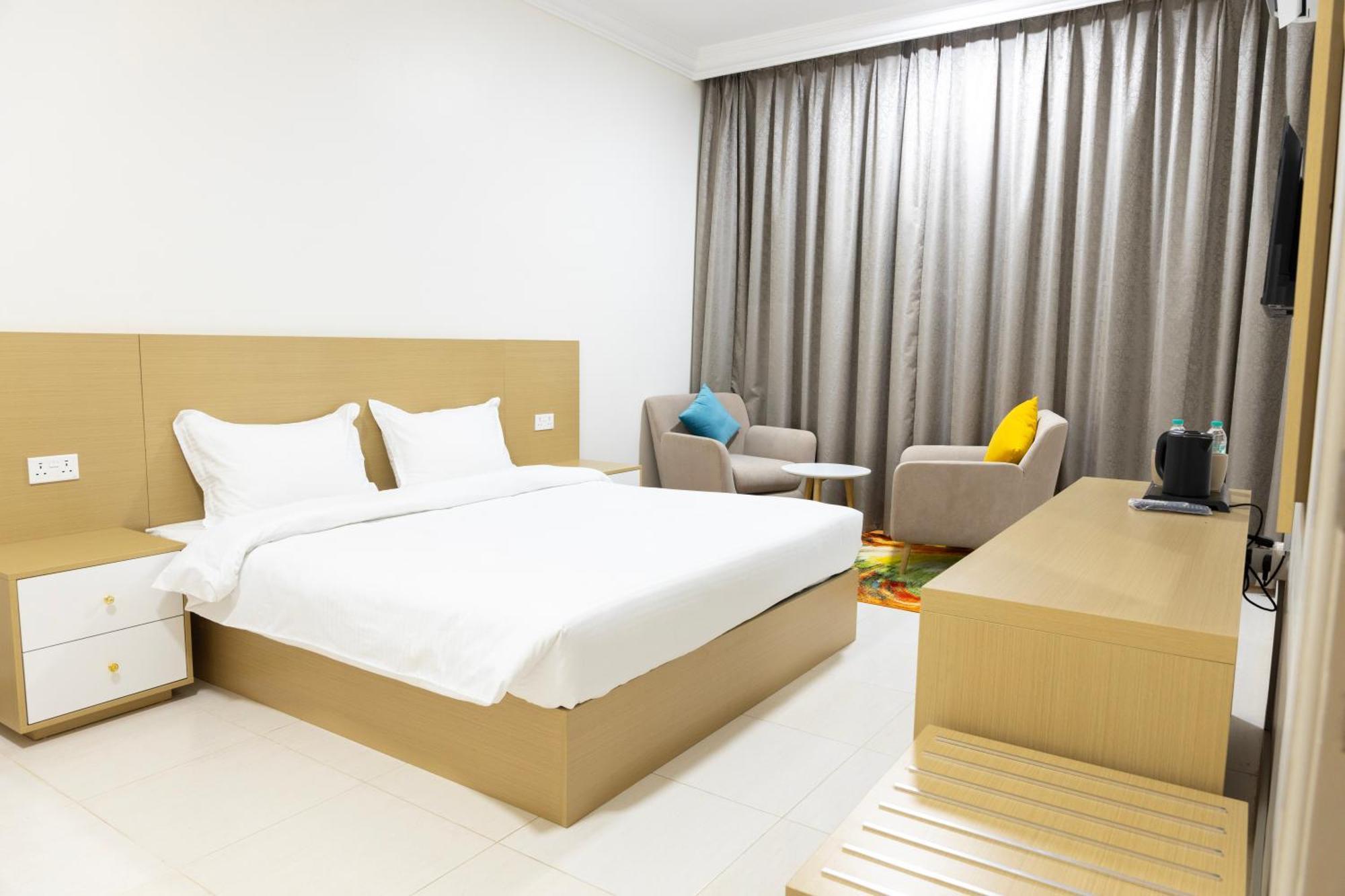 Riviera Suites , Hotel Apartement เซอ ภายนอก รูปภาพ