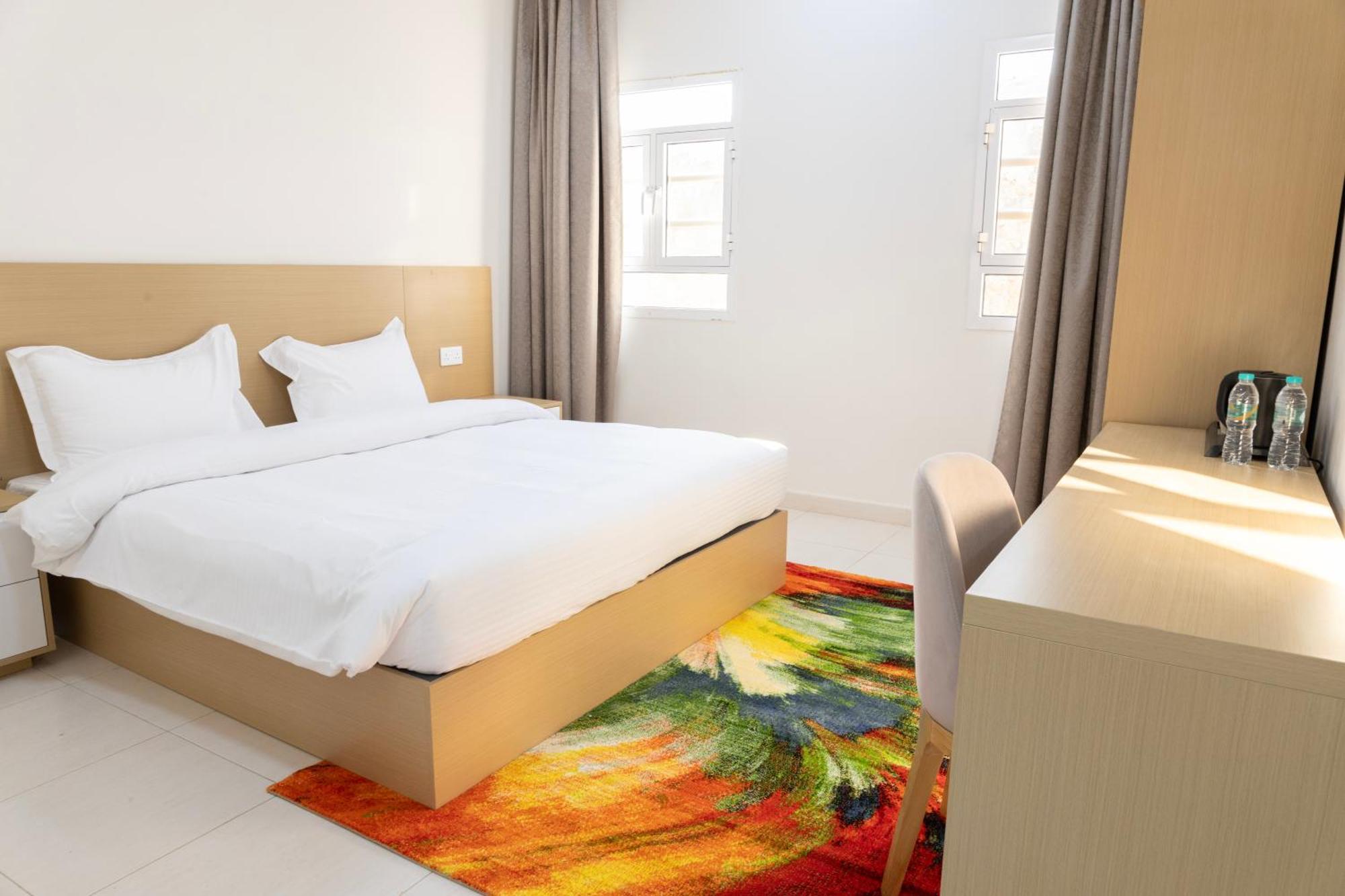 Riviera Suites , Hotel Apartement เซอ ภายนอก รูปภาพ